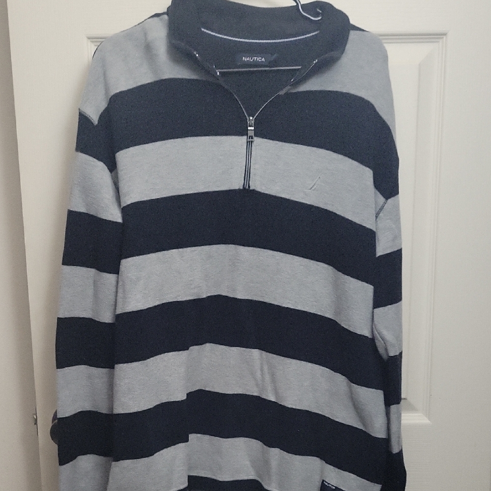 Nautica Men's Large 1/4 Zip-Up Sweater in Black and Gray Stripes